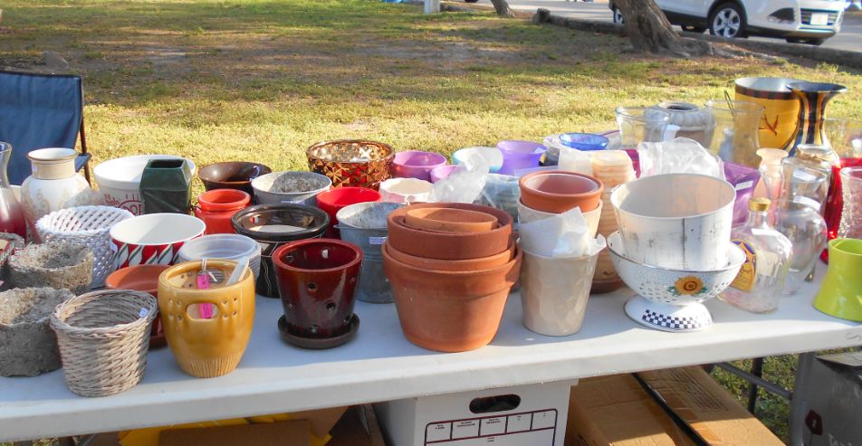 Many Pots and Vases